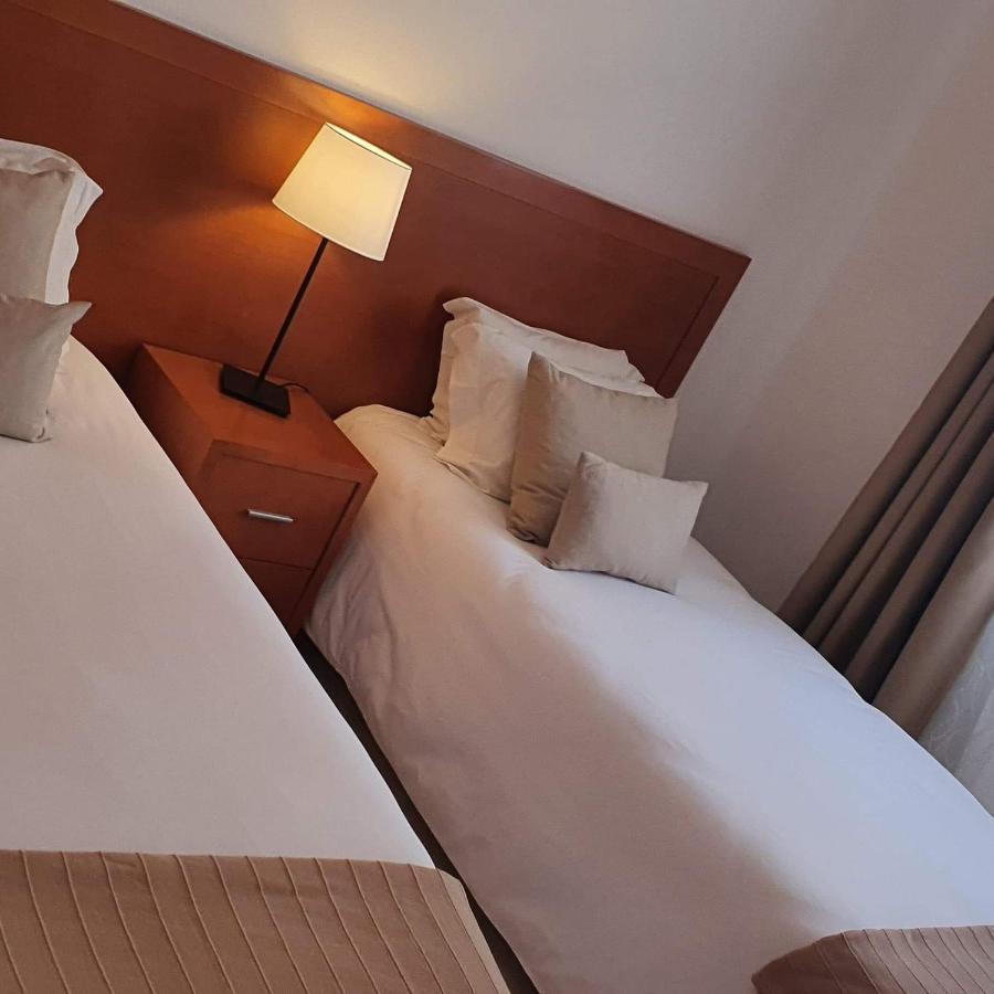 אולוס די אגווה Apartamentos Cabrita מראה חיצוני תמונה